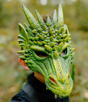 Masque de dragon vert