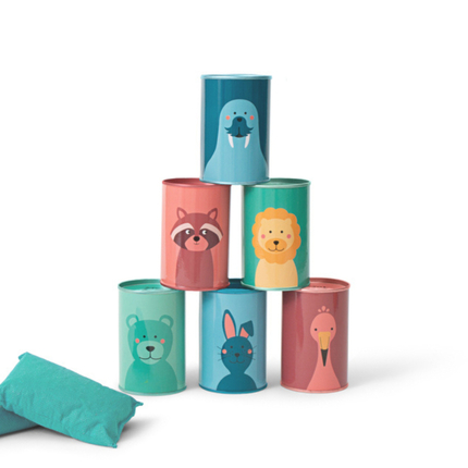 Jeu de lancer de boîtes avec chiffres/animaux