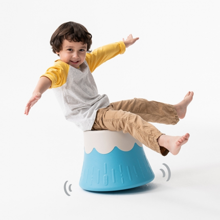 Tabouret bascule volcan pour enfants