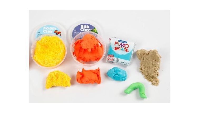 Plusieurs types de pâtes à modeler